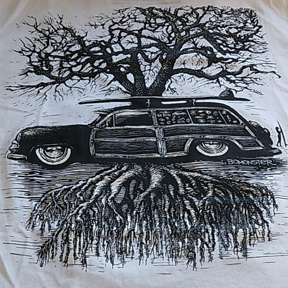 T-shirt by Bomonster